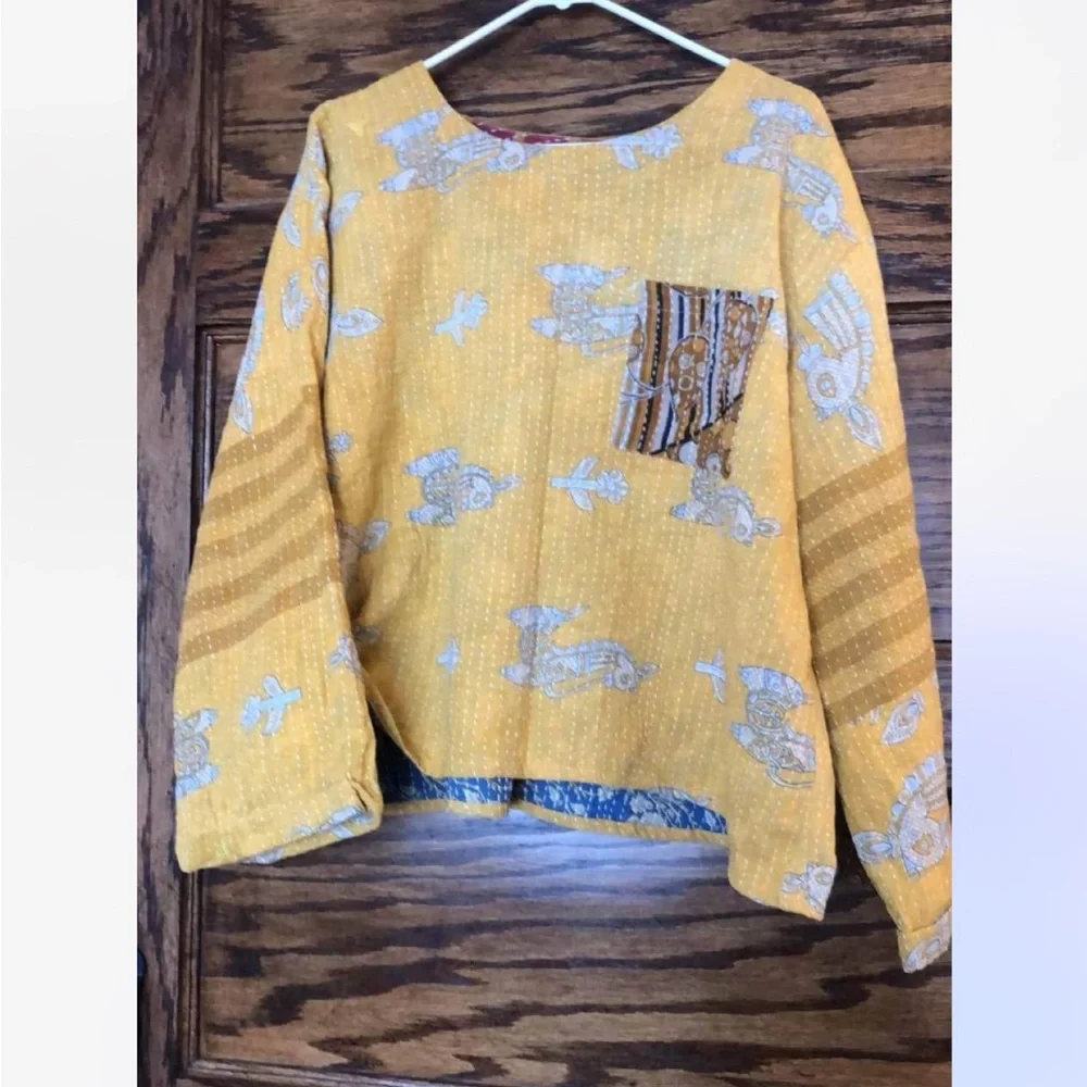 Kantha Bae Wanderer pocket crop.  Yellow Patterned Women's Top - Picture 3 of 7